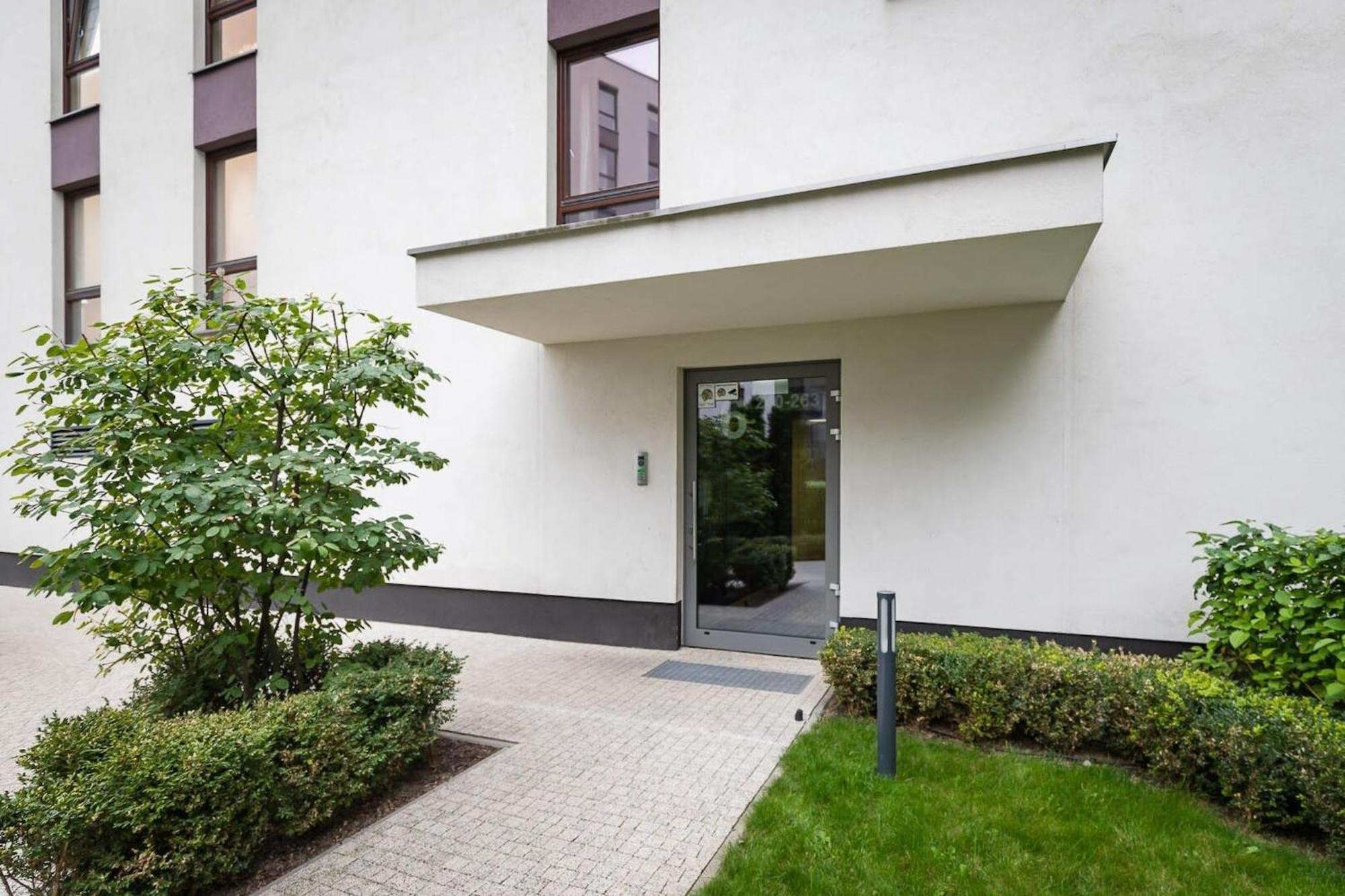 Burakowska 16 - Modern Apartment With Balcony Noclegi Renters Βαρσοβία Εξωτερικό φωτογραφία